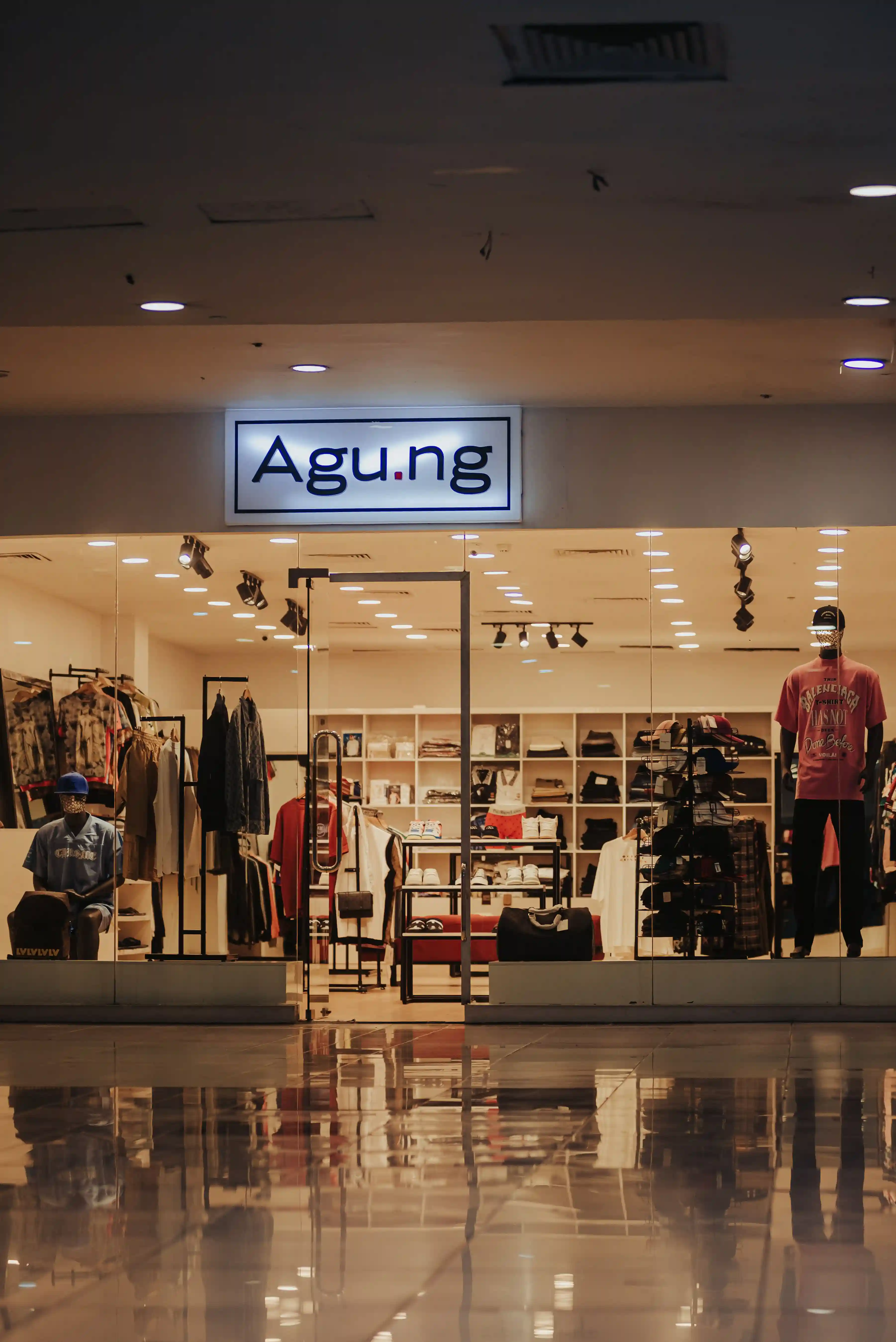 Boutiques & Fashion